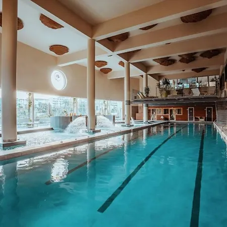 Luxury, Ocean View, Pool, Gym & Club * Fuengirola