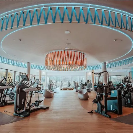 Apartment Luxury, Ocean View, Pool, Gym & Club