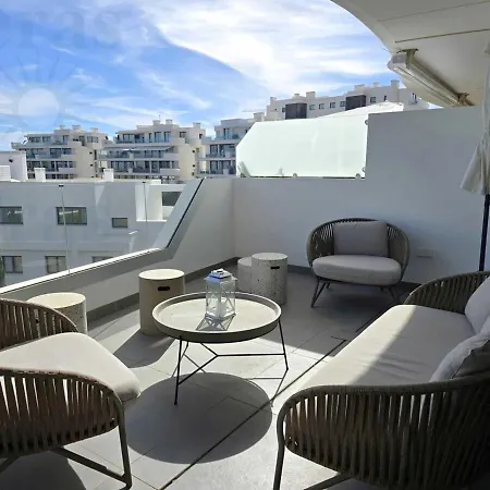 Apartment Luxury, Ocean View, Pool, Gym & Club Fuengirola