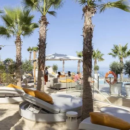 Luxury, Ocean View, Pool, Gym & Club Apartment Fuengirola