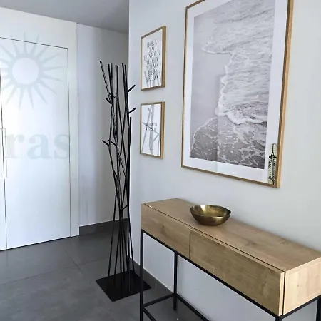 Apartment Luxury, Ocean View, Pool, Gym & Club Fuengirola
