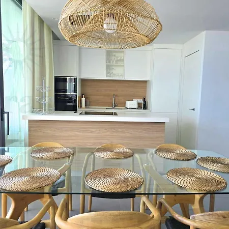 Luxury, Ocean View, Pool, Gym & Club Apartment Fuengirola
